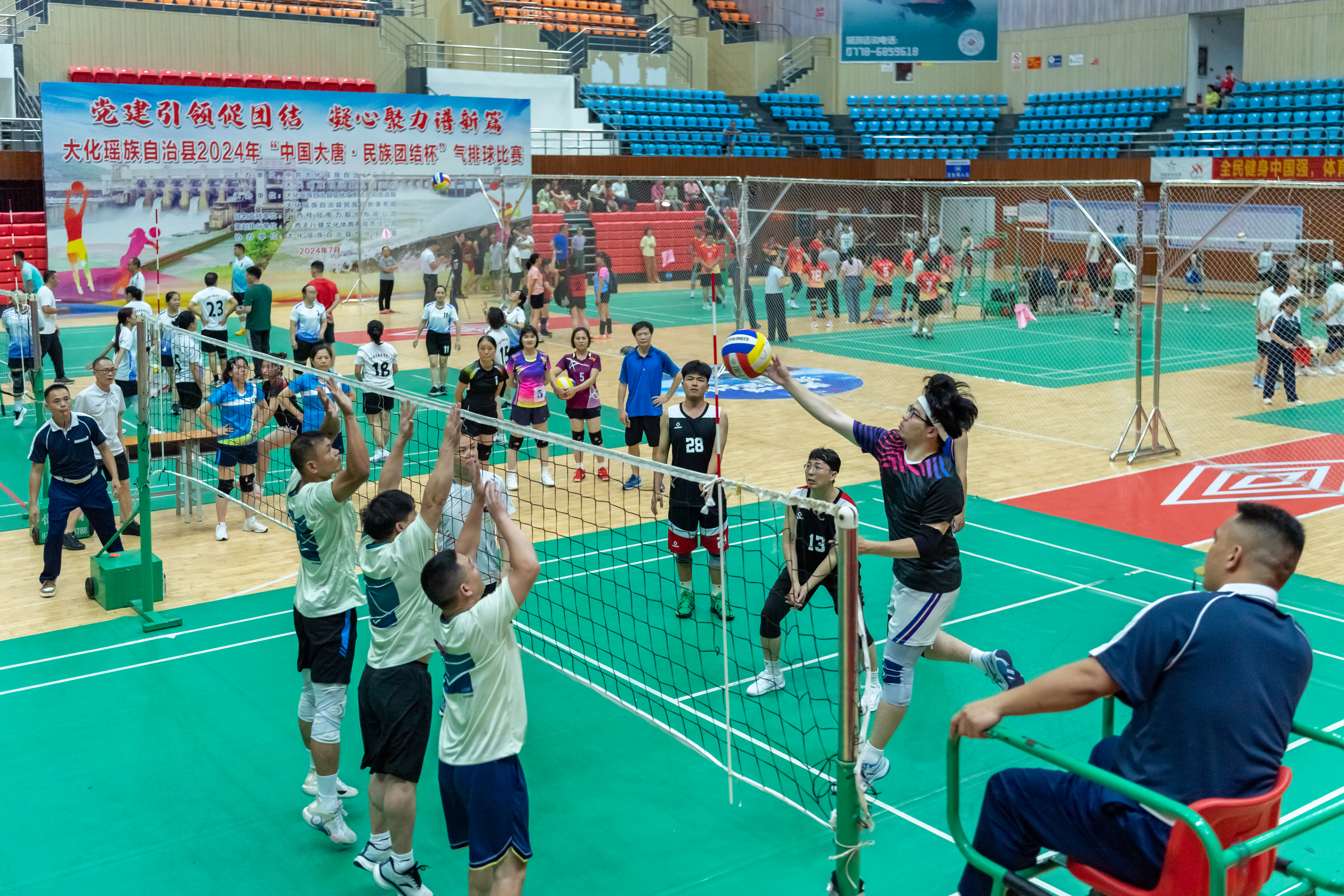 1722221463512046480.jpg 中国大唐代表队在比赛中的表现.jpg